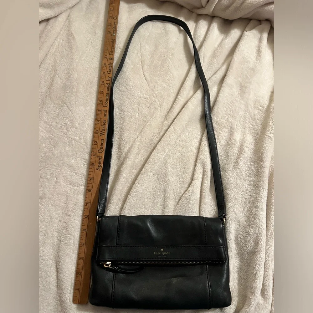 Kate Spade 100% Black Cowhide Leather Crossbody, good condition - Picture 13 of 13
